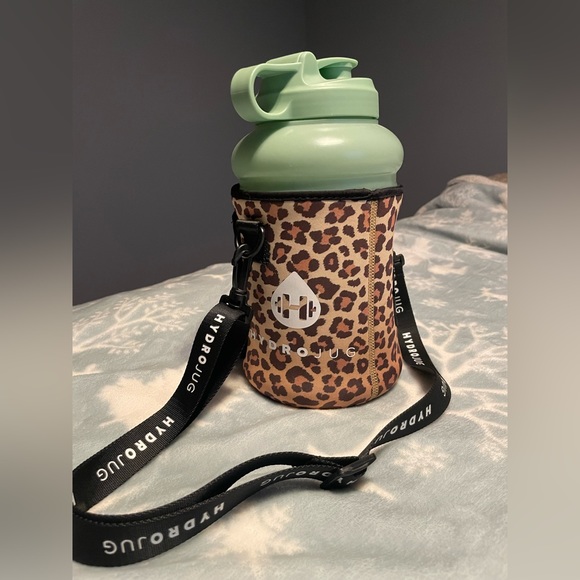 Hydro jug w/ sleeve - Picture 1 of 4